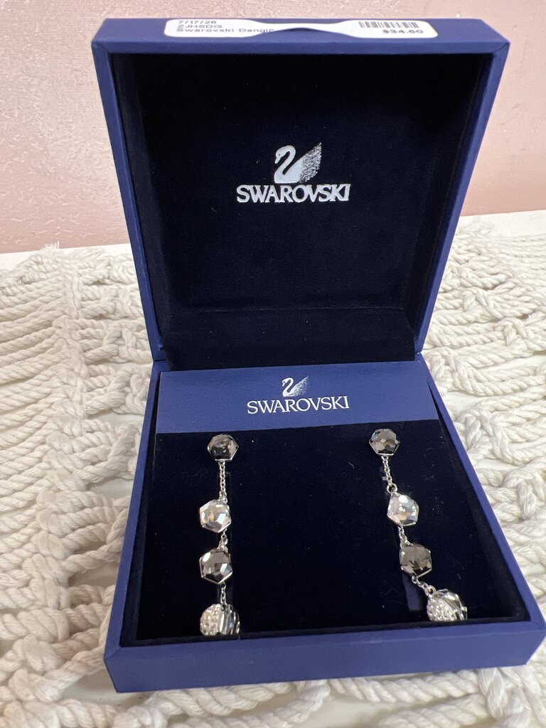 Swarovski Dangle Crystal Earring w/ Box