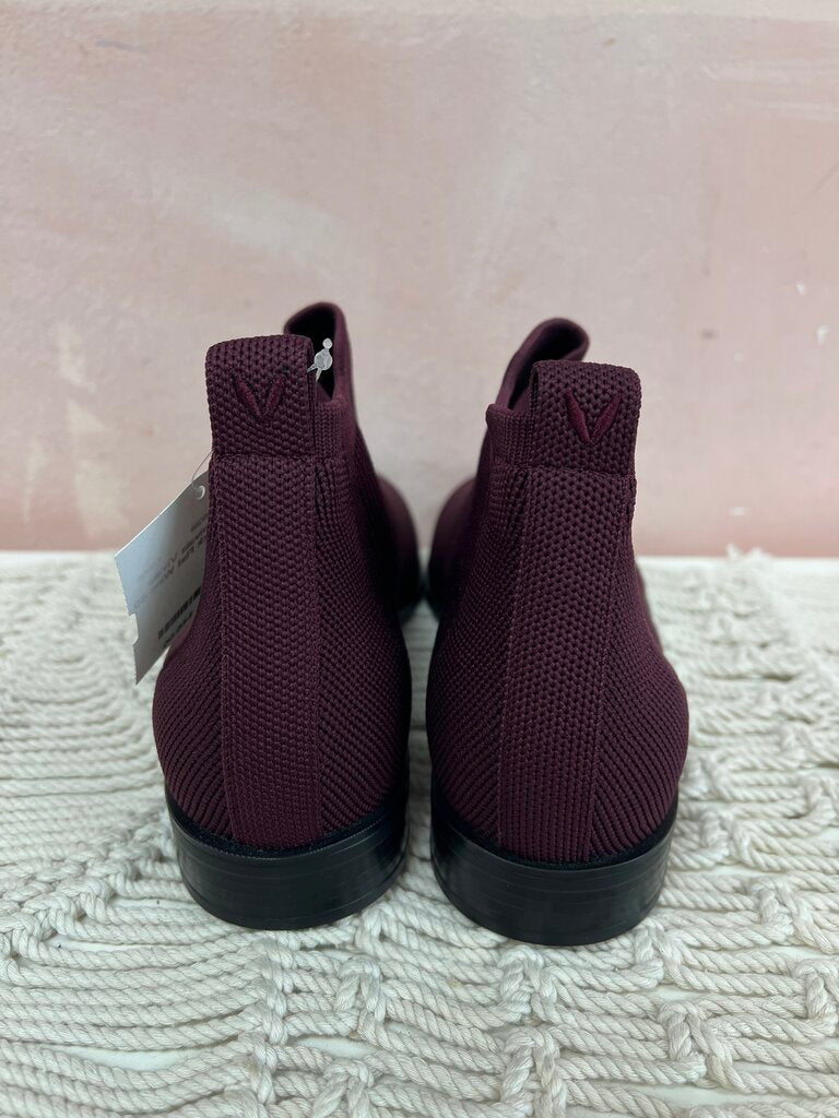 Vivaia Sock Flat
