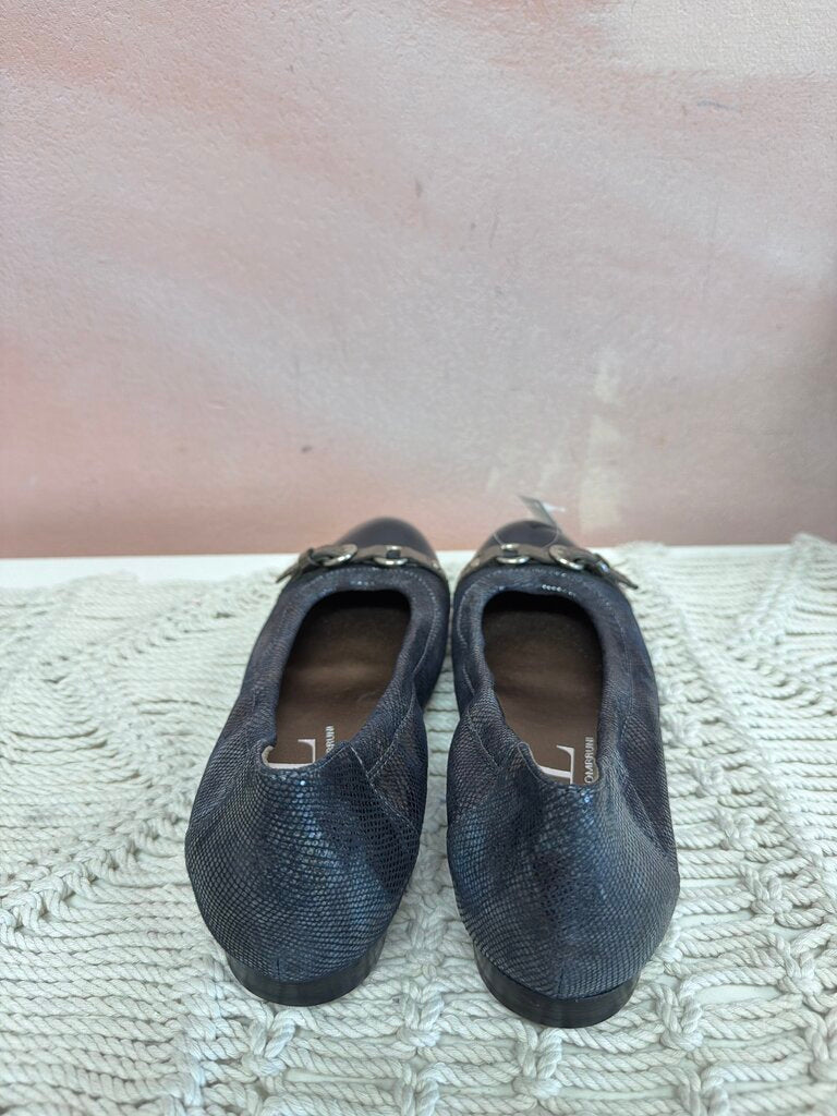 AGL Patent Cap Toe Flat