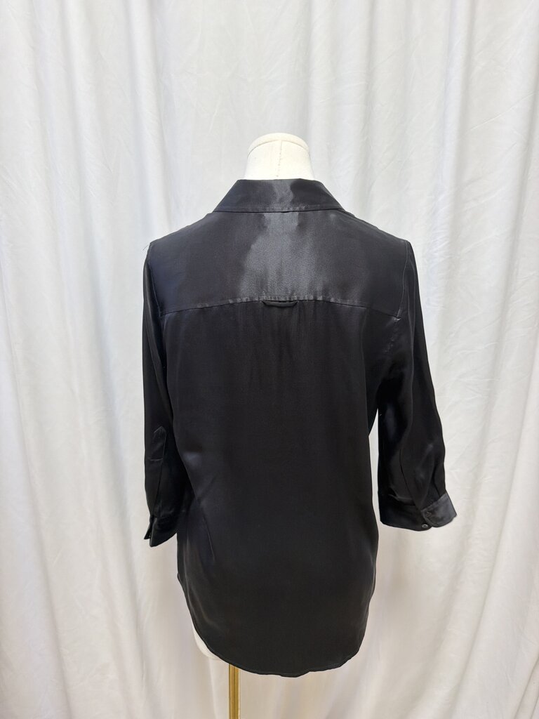 L'Agence Silk V-Neck 3/4 Sleeve Button Up