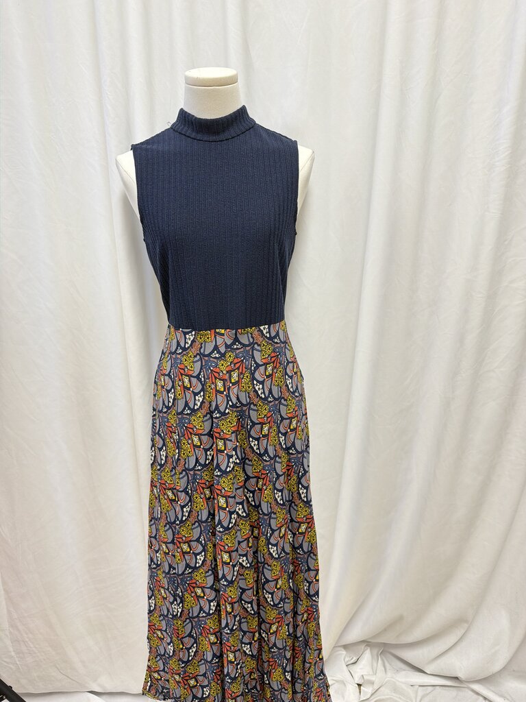 Tiny Floral Print Sleeveless Maxi Dress