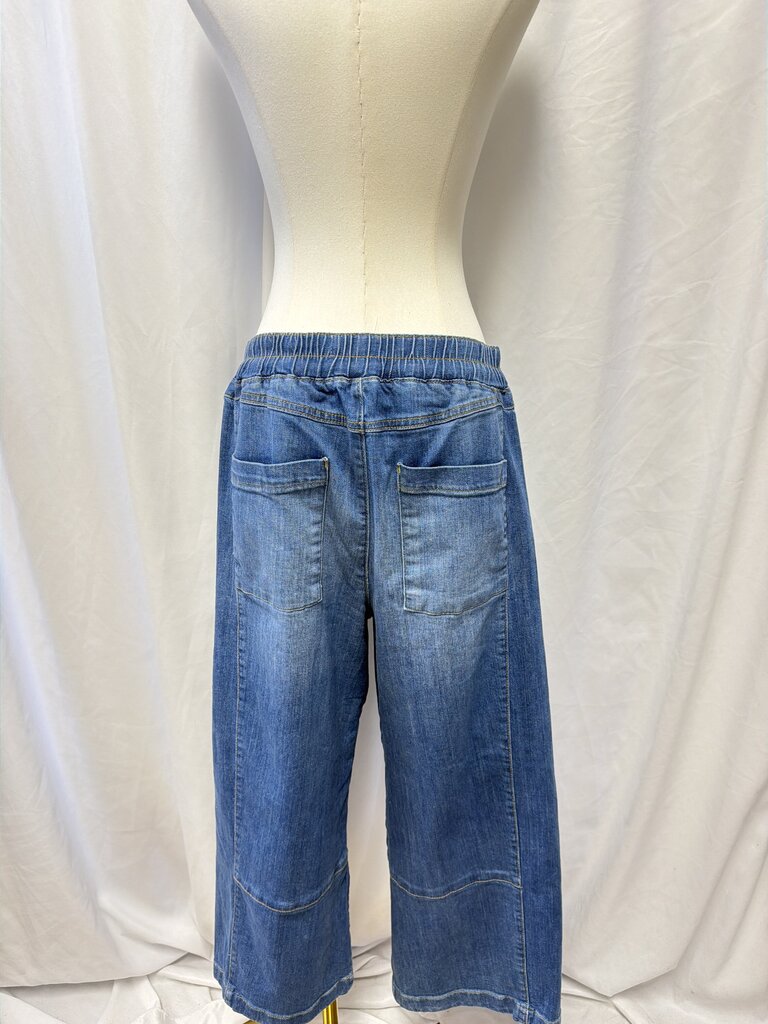 Pilcro Straight Leg Pull On Jean