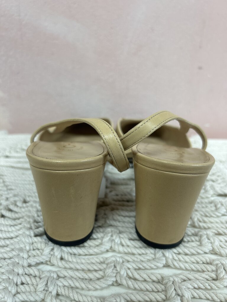 Chanel Goatskin Grosgrain Cap Toe Slingback Heels (AS IS)