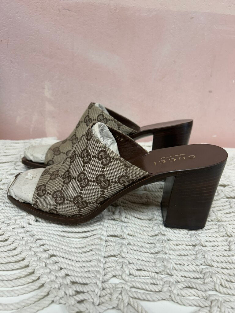 Gucci Canvas Logo Mule w/ Box