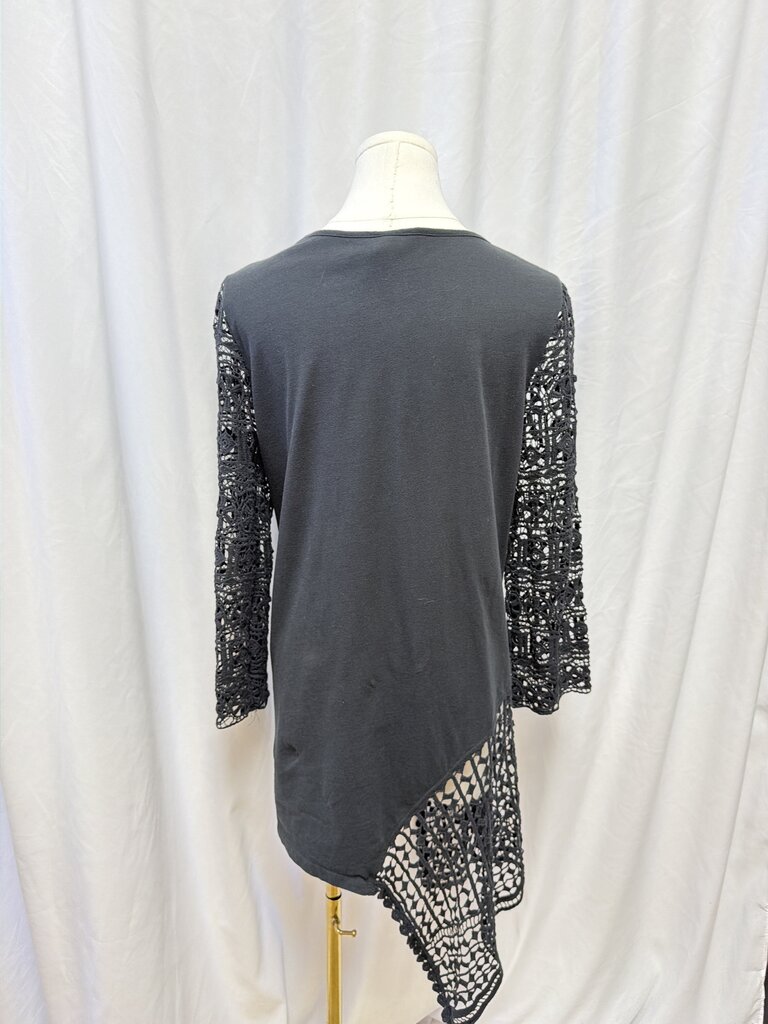 XCVI Linen and Lace Tunic