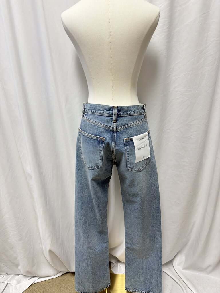 Frame Straight Leg Light Wash Jean NWT