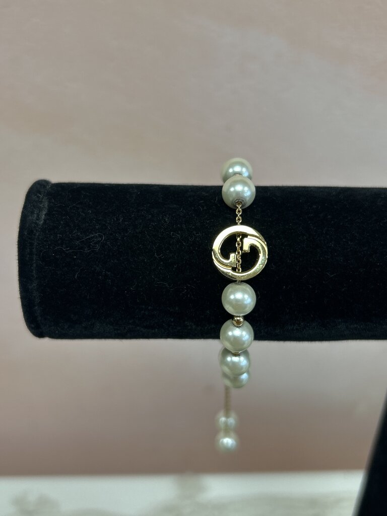 Gucci Interlocking Peal Bracelet w/ Dustbag and Box