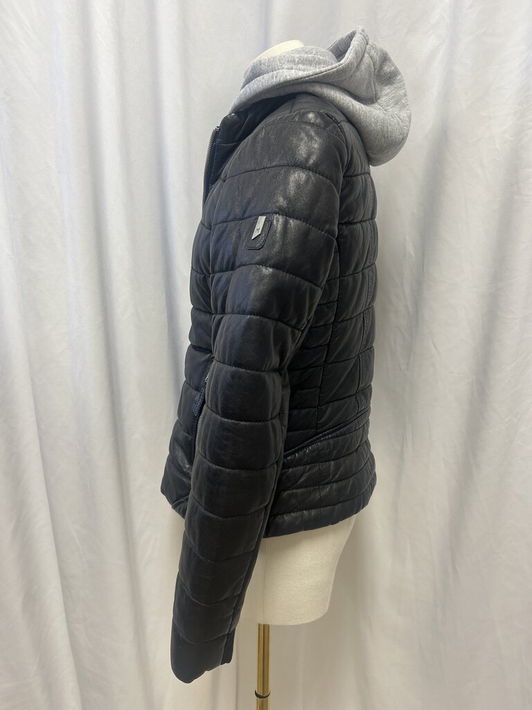 Mauritius Lamb Leather Detachable Hoodie Puffer Coat