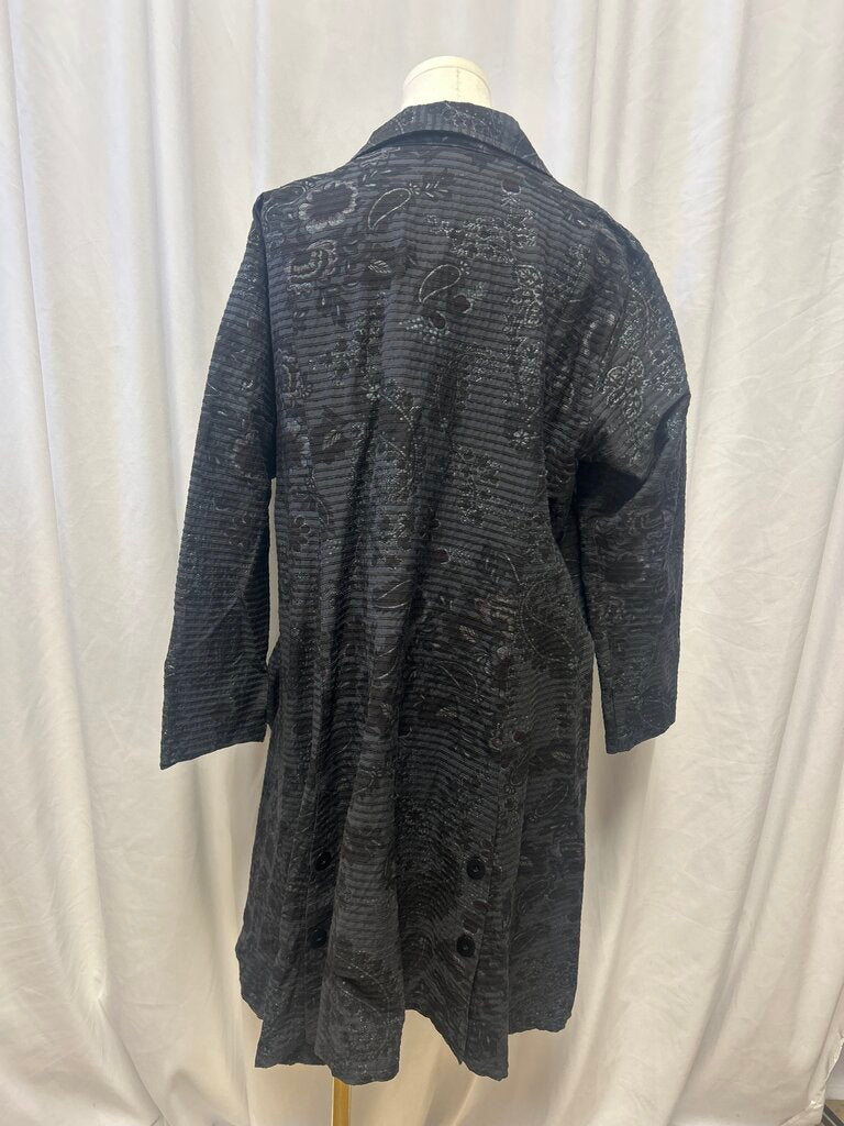 Dress To Kill Textured Shimmer Paisley Jacket