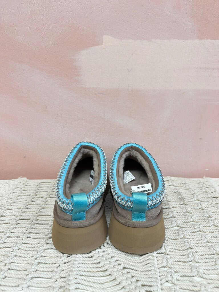 Ugg Suede Slipper