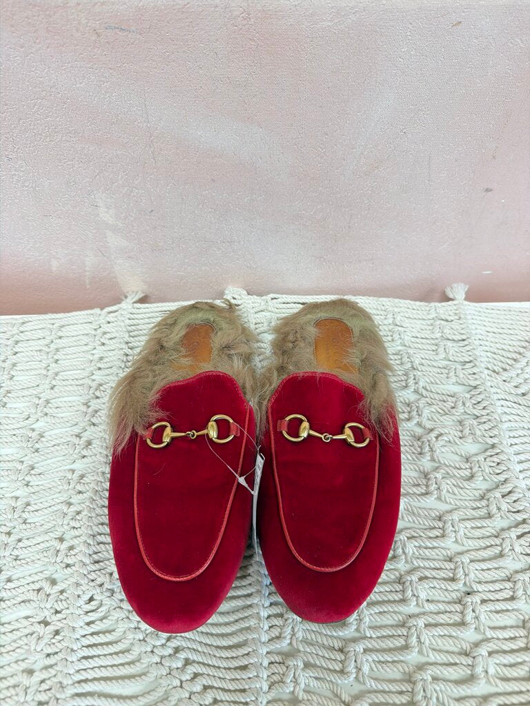 Gucci Red Velvet and Fur Slide (As Is)
