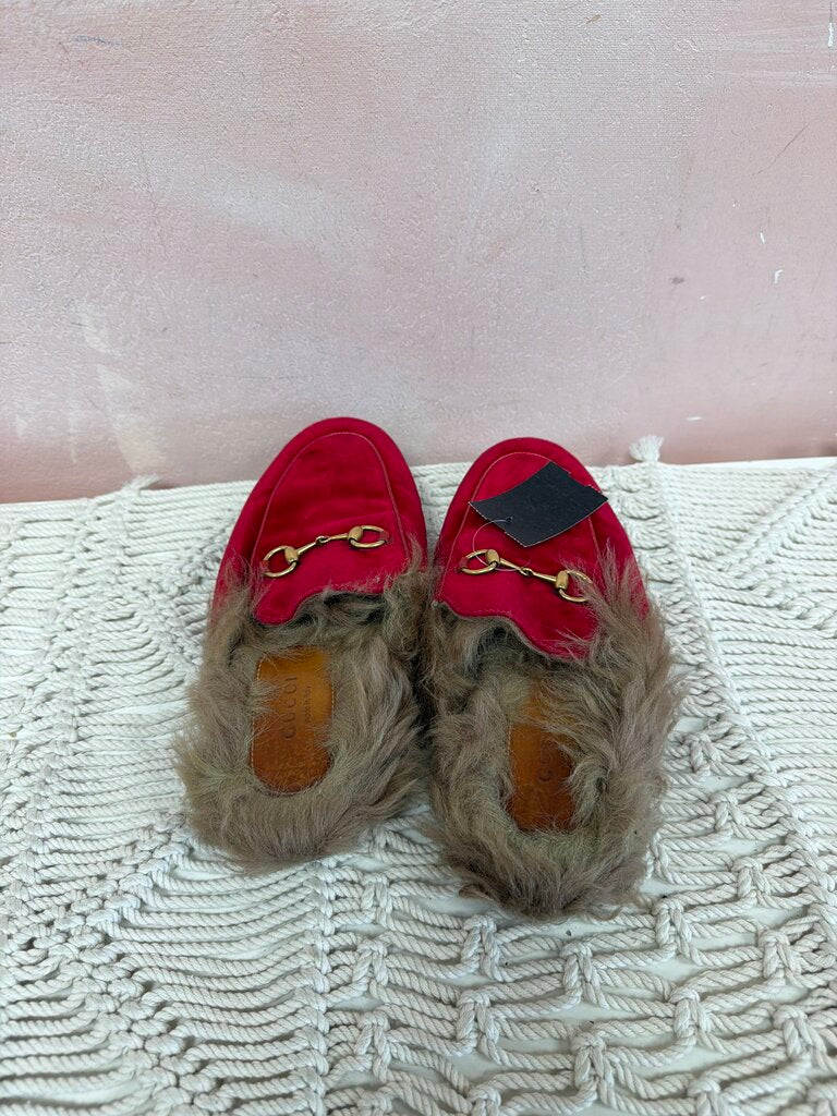 Gucci Red Velvet and Fur Slide (As Is)