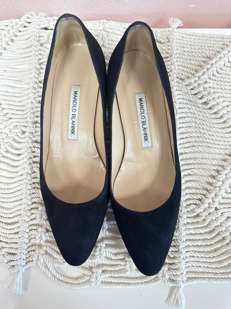Manolo Blahnik Suede Chunky Kitten Heels