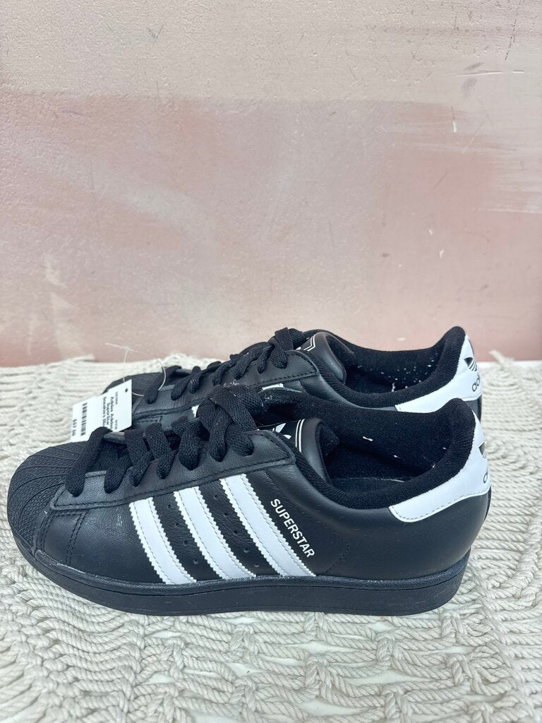Adidas SuperStar Sneakers