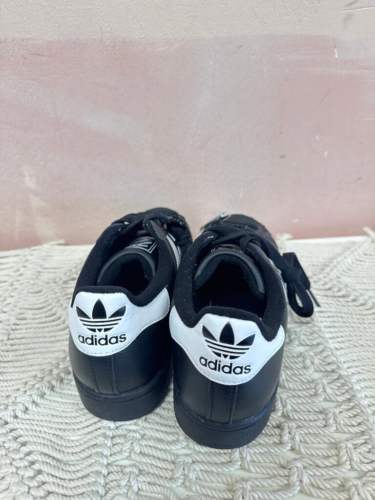 Adidas SuperStar Sneakers