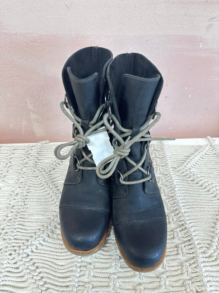 Sorel Wedge Leather Boots
