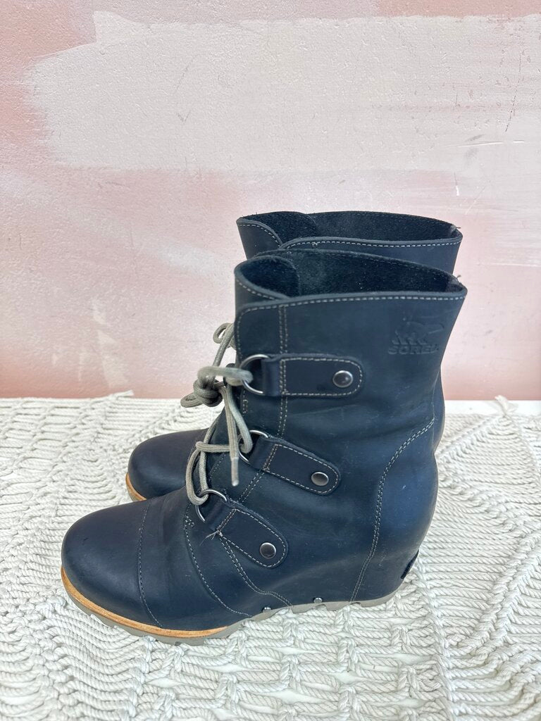 Sorel Wedge Leather Boots