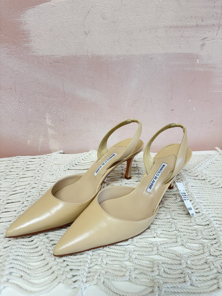 Manolo Blahnik Tan Pointed Toe Slingbacks
