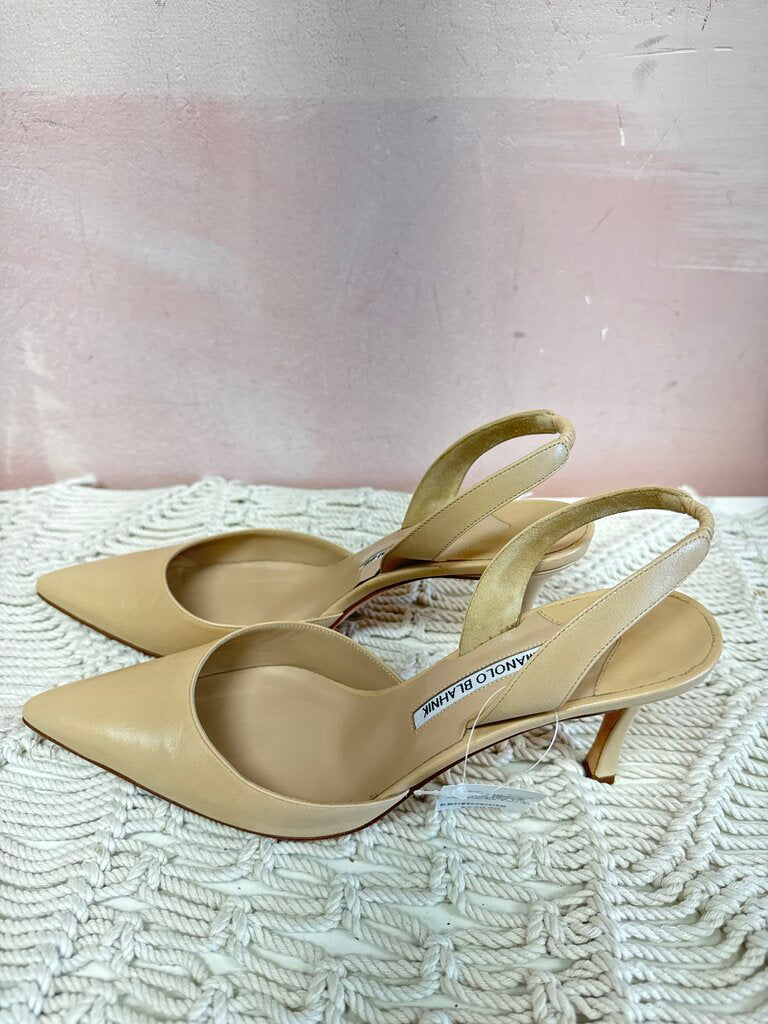 Manolo Blahnik Tan Pointed Toe Slingbacks