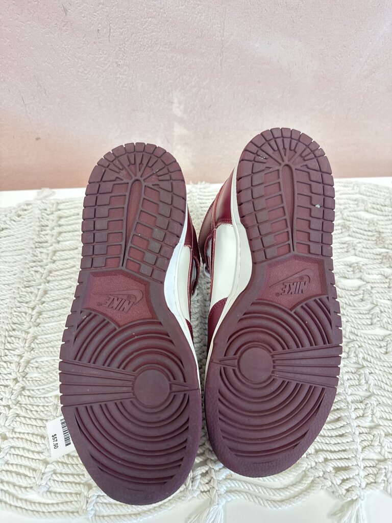 Nike High Rise Leather Sneaker