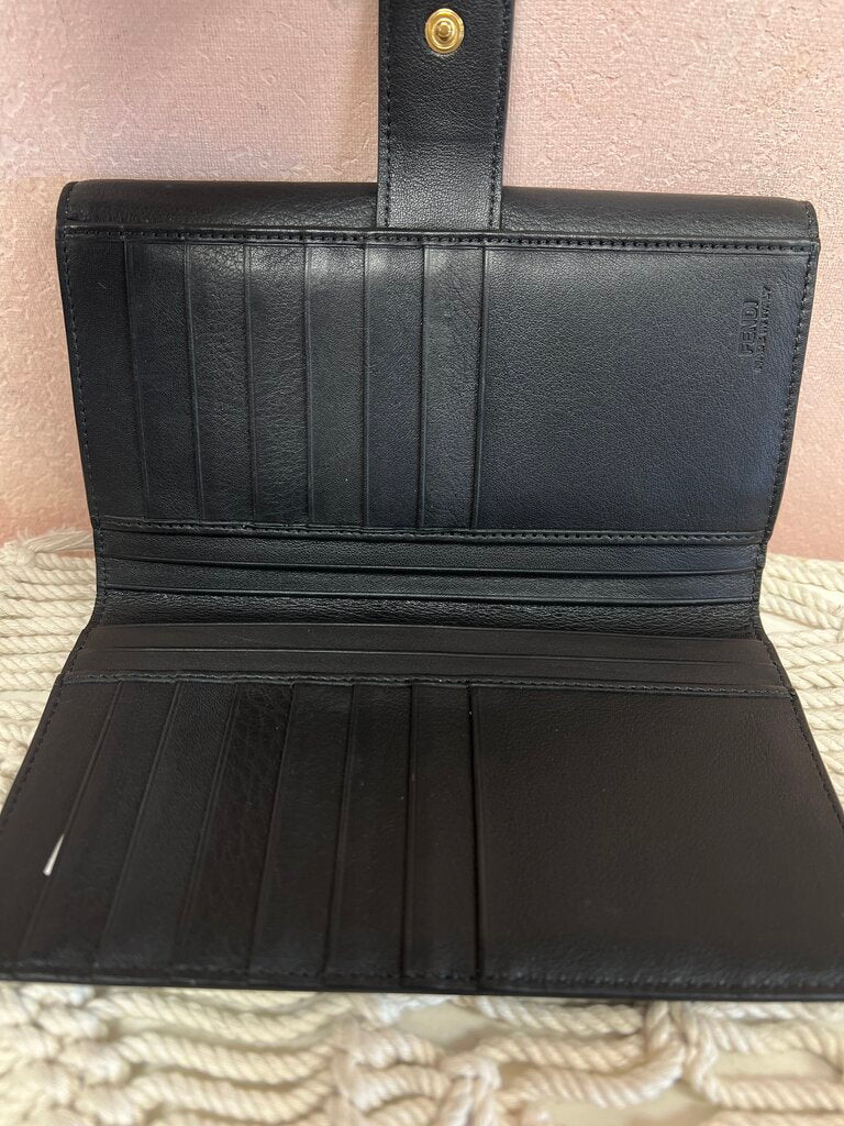 Fendi Twist Closure Continental Wallet w/ Box and Dustbag