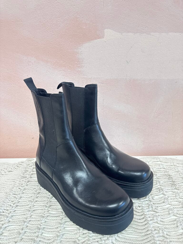 Vagabond Platform Boot