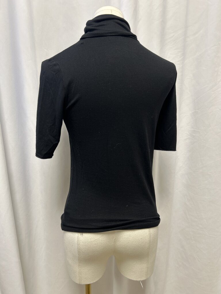 Majestic Filatures Turtle Neck