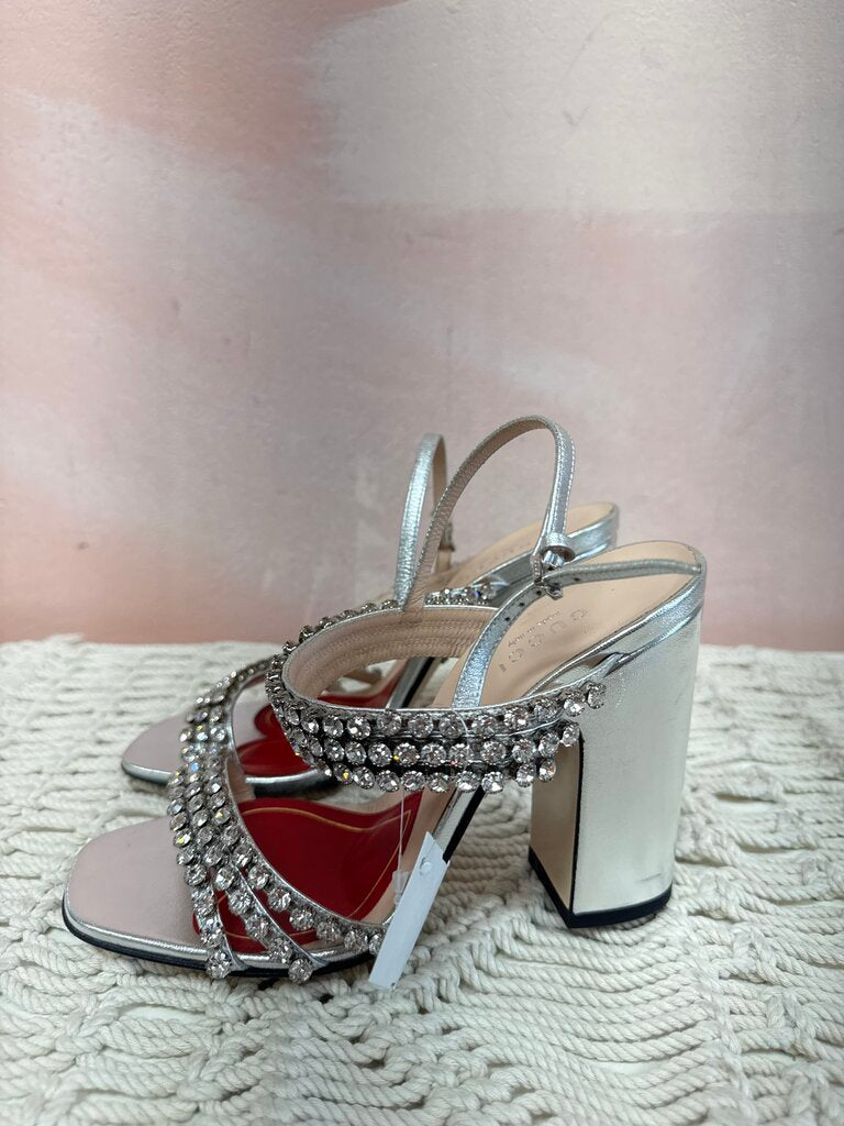Gucci Silver Sandals w/Crystal Embellishment w/box