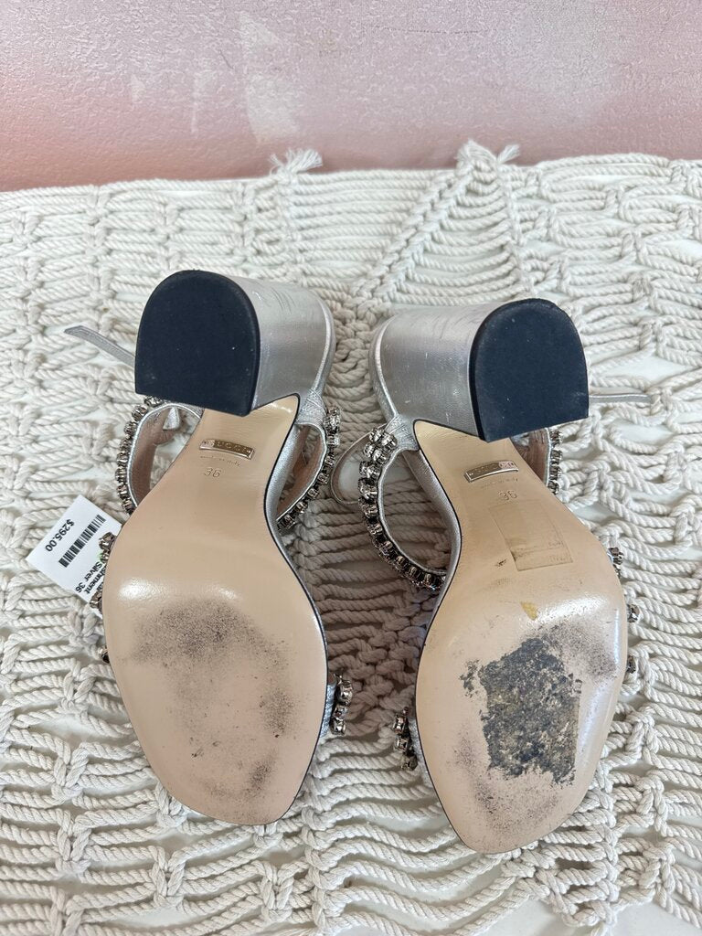 Gucci Silver Sandals w/Crystal Embellishment w/box