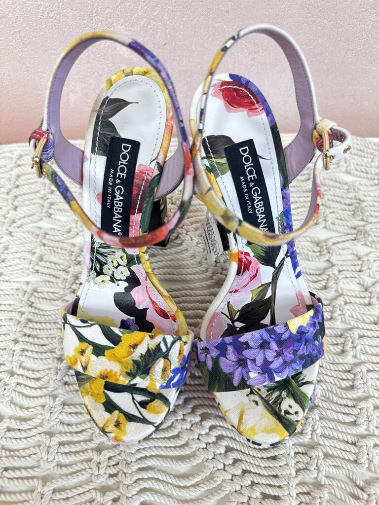 Dolce & Gabbana "Garden" Floral Pumps w/ Box & Dustbag