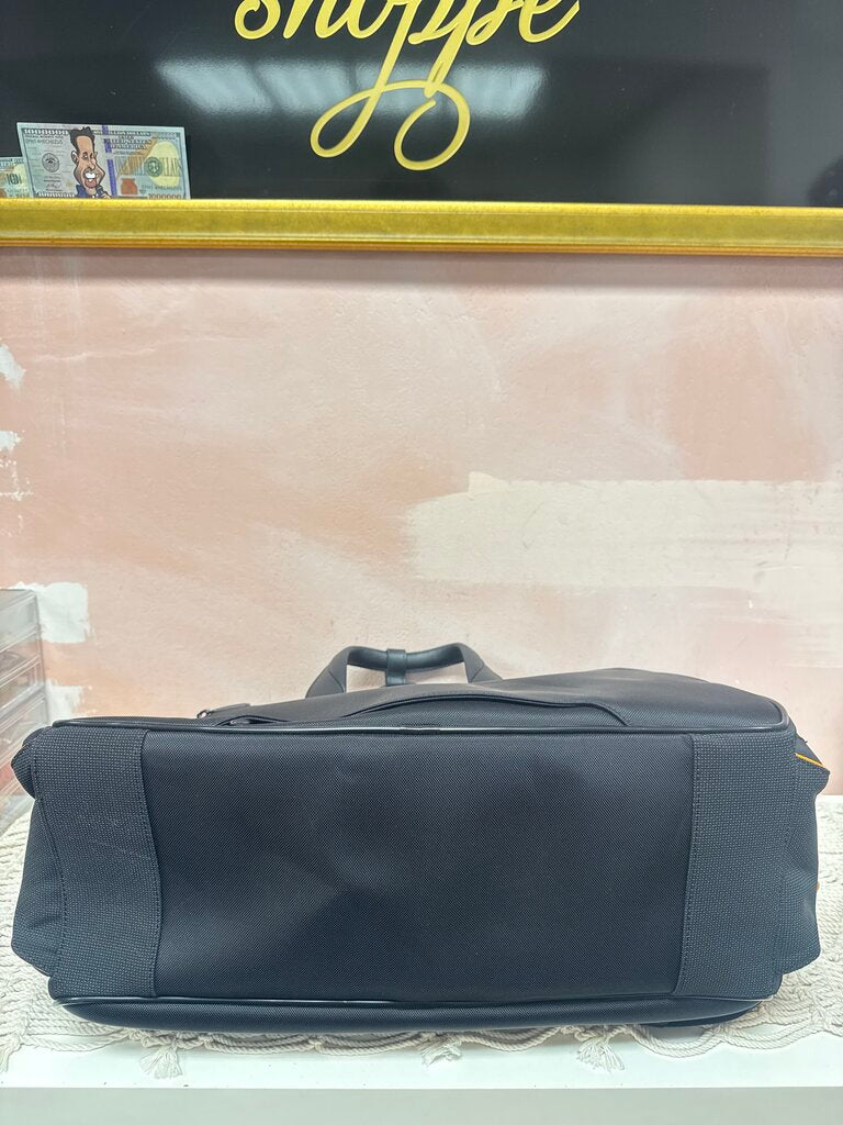 Tumi McClaren Quantum Duffel (NEVER USED) w/dustbag