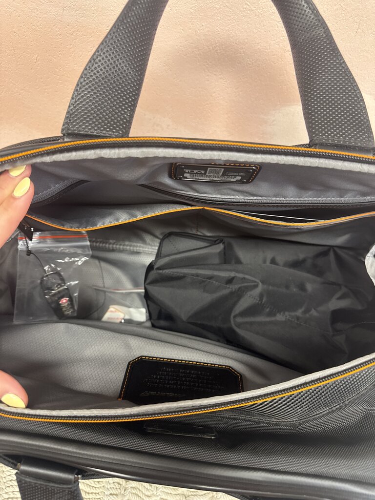Tumi McClaren Quantum Duffel (NEVER USED) w/dustbag
