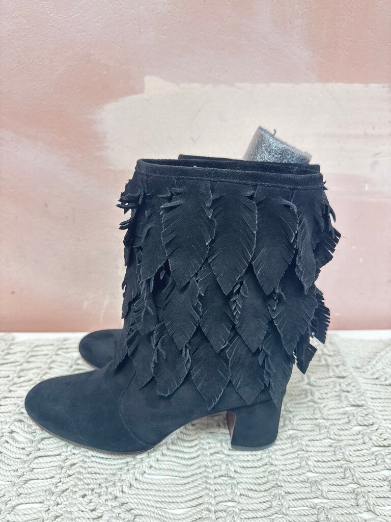 Chie Mihara 3D Feather Suede Boot