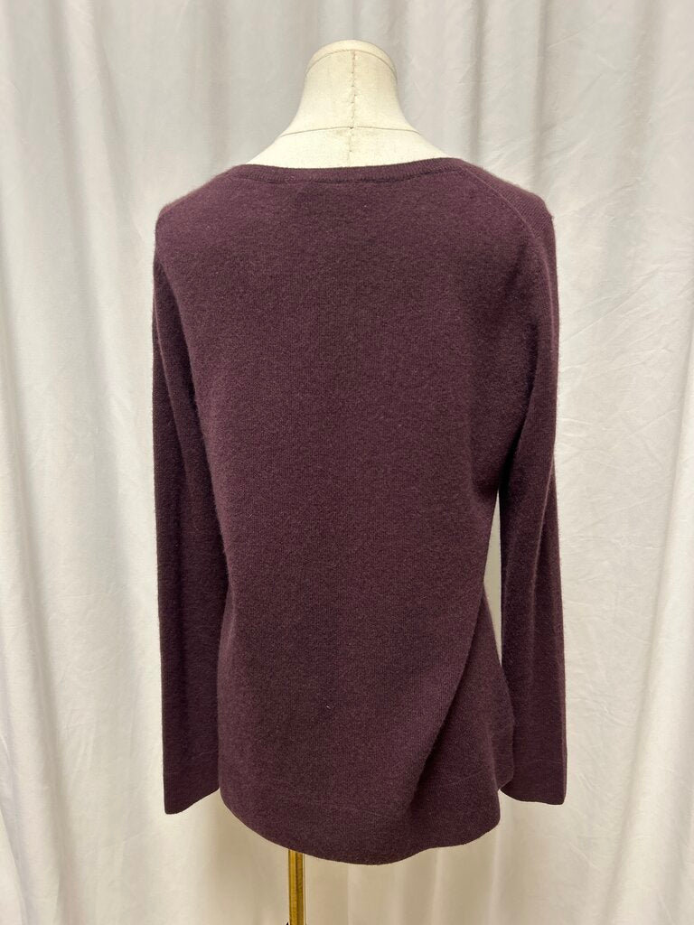 Neiman Marcus Crew Neck Cashmere