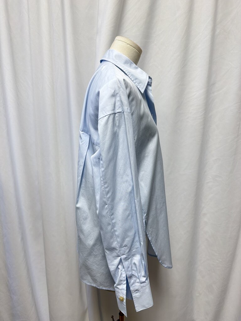 Vince Button Up NWT