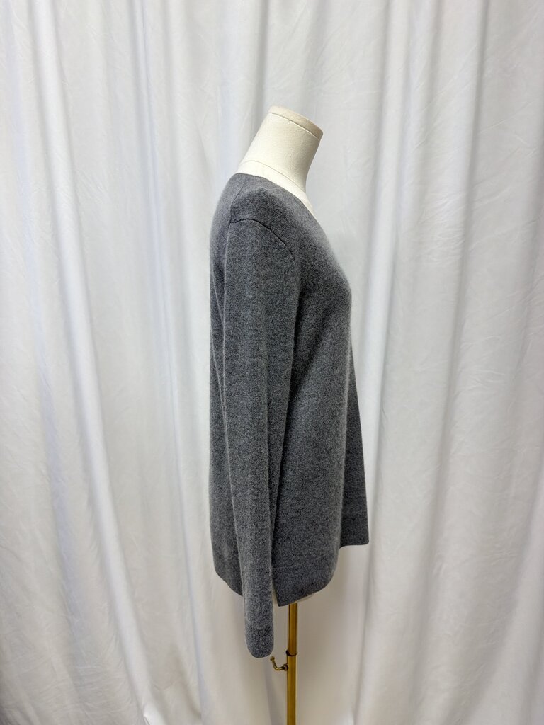 Neiman Marcus Crew Neck Cashmere