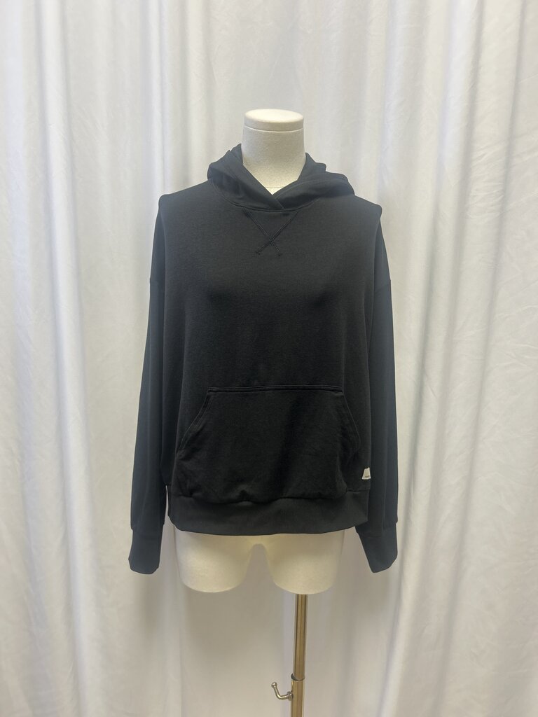 Vuori Hooded Pull Over