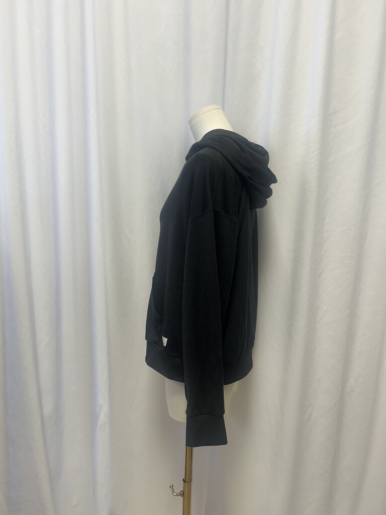 Vuori Hooded Pull Over