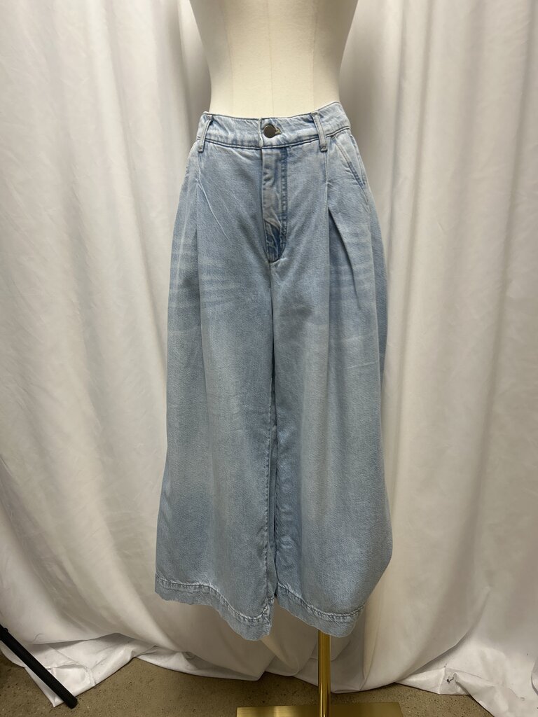 Pilcro Wide Leg Cropped Jean