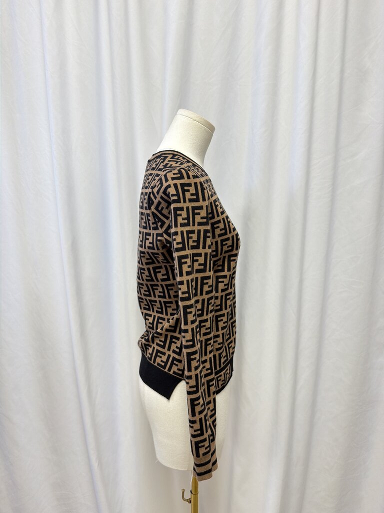 Fendi Graphic Logo Crew Neck Top