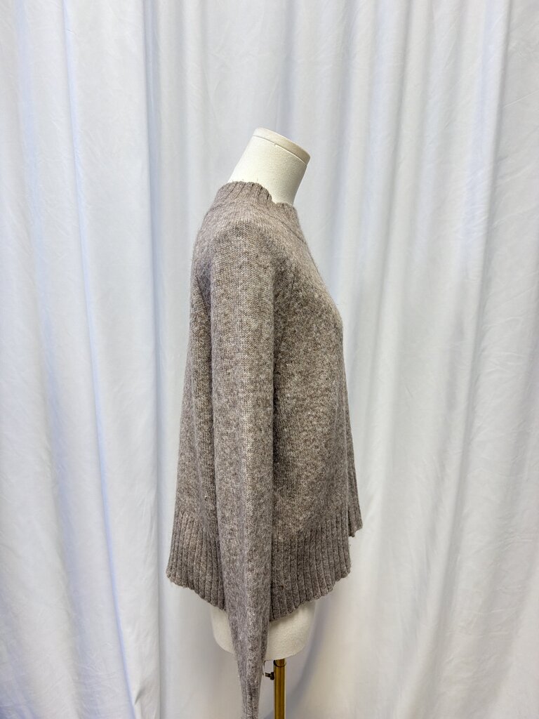 Evereve Brown Mock Sweater