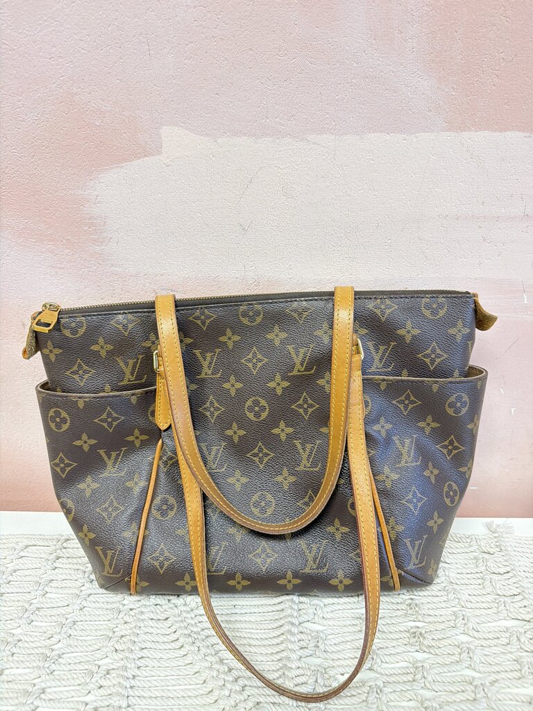 Louis Vuitton Monogram Totally PM