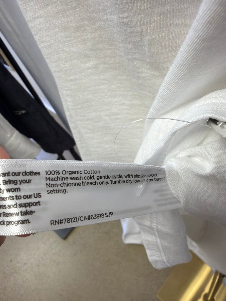Eileen Fisher White Short Sleeve Tee