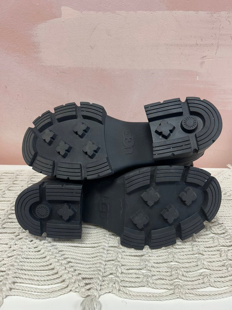 Ugg Black Moxy Chelsea Bootie