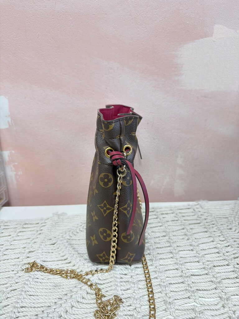 Louis Vuitton Monogram Noe Drawstring Pouch w/ Box and Dustbag