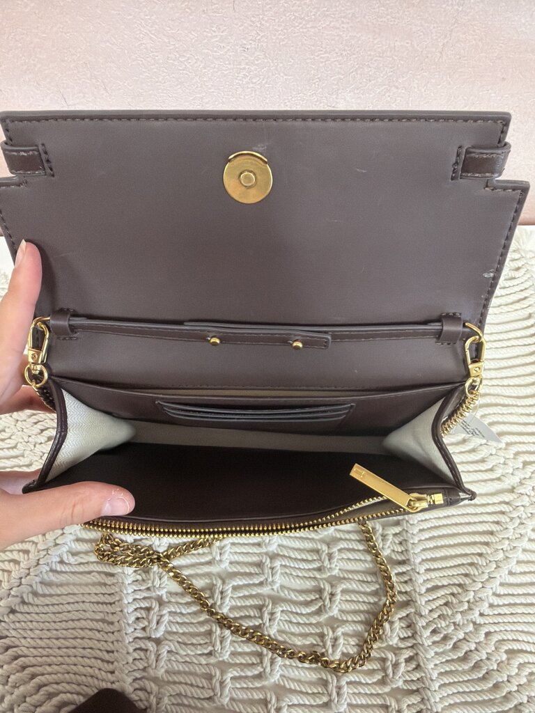 Ted Baker Wallet On Chain