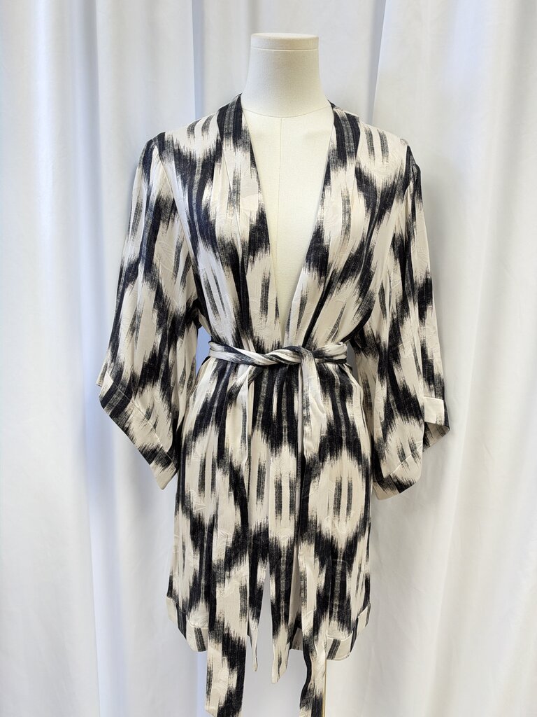 Alice + Olivia Jacquard Kimono