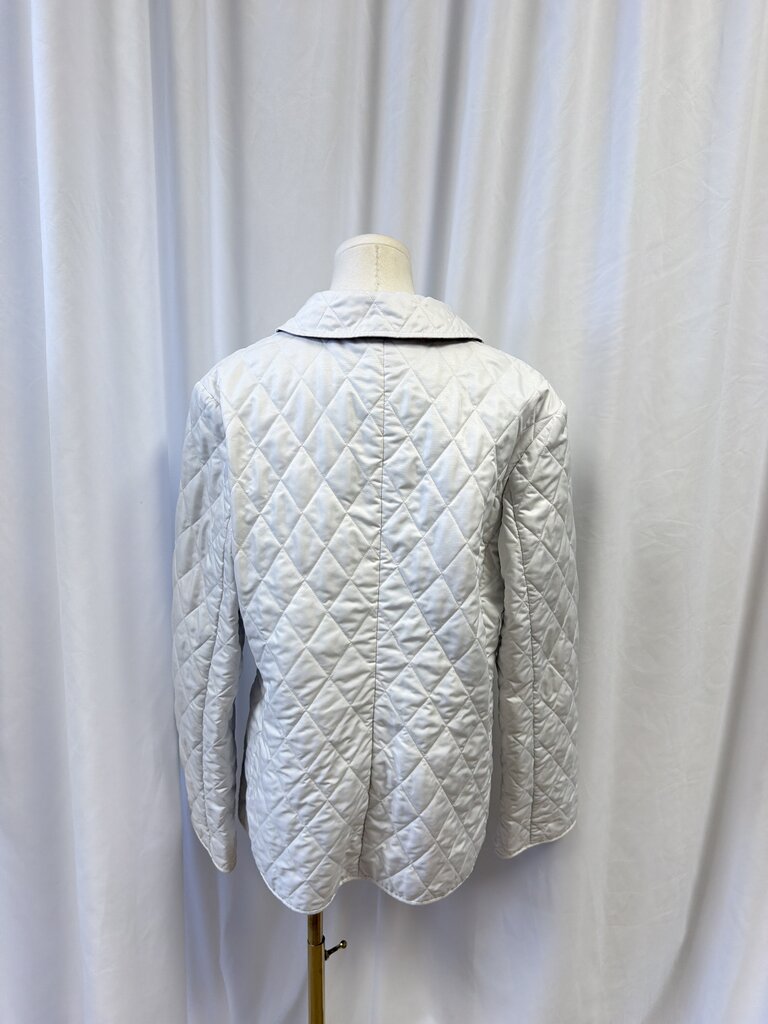 Burberry White Quilted Barn Jacket