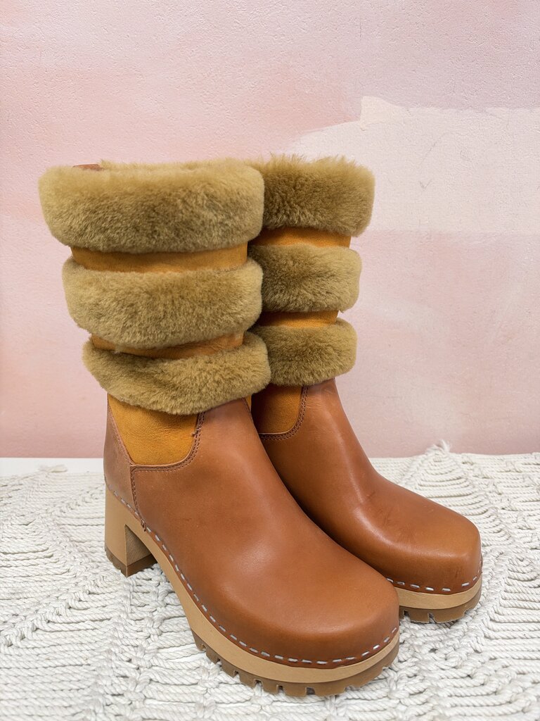 Hasbeens Fur Trim Leather Boot