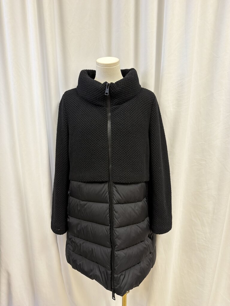 Herno Wool and Puffer Down Coat (able to attach a hood, not included)